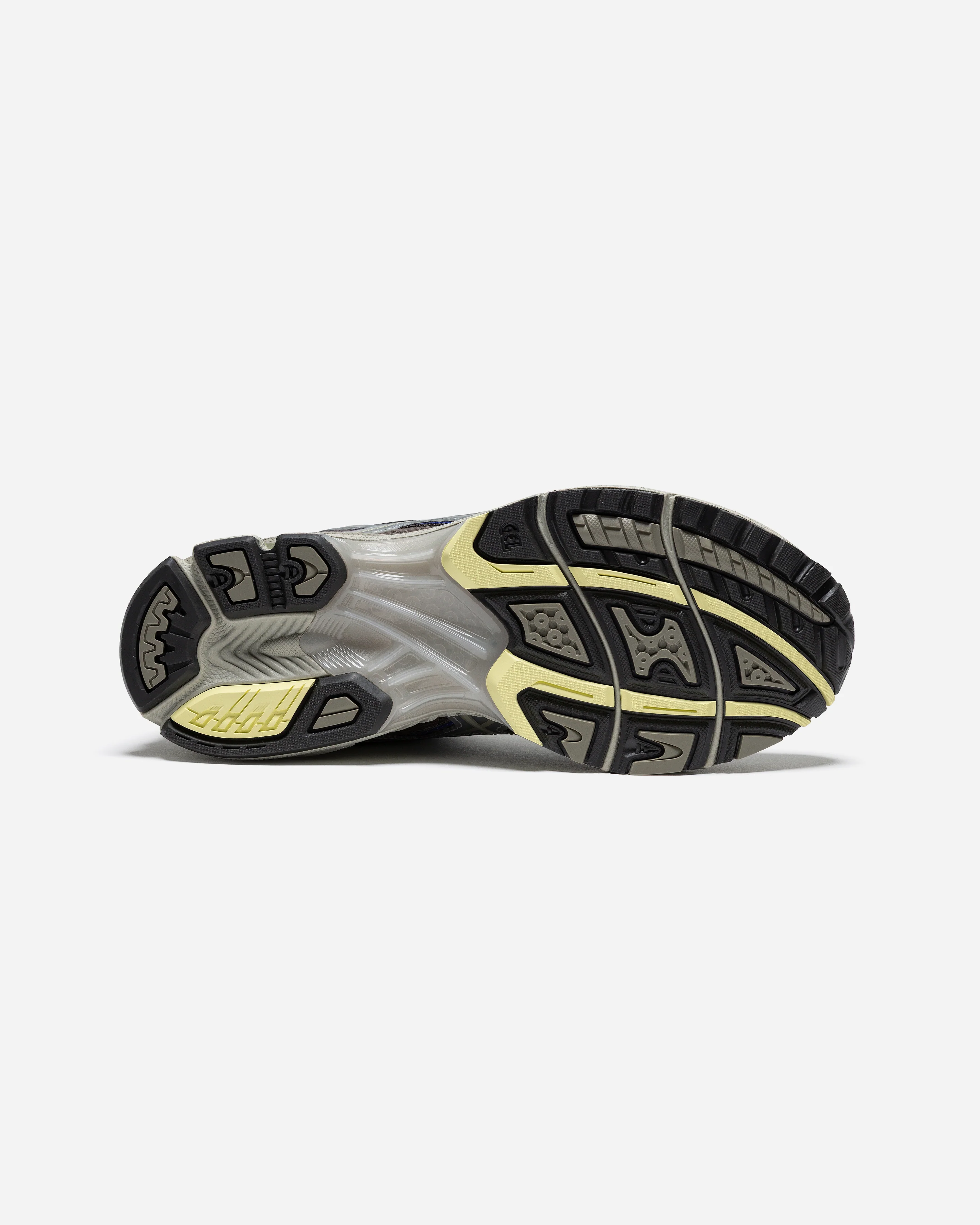18 EAST ASICS GEL-NIMBUS 10.1 - CANTEEN/ABBEY STONE - Image 10