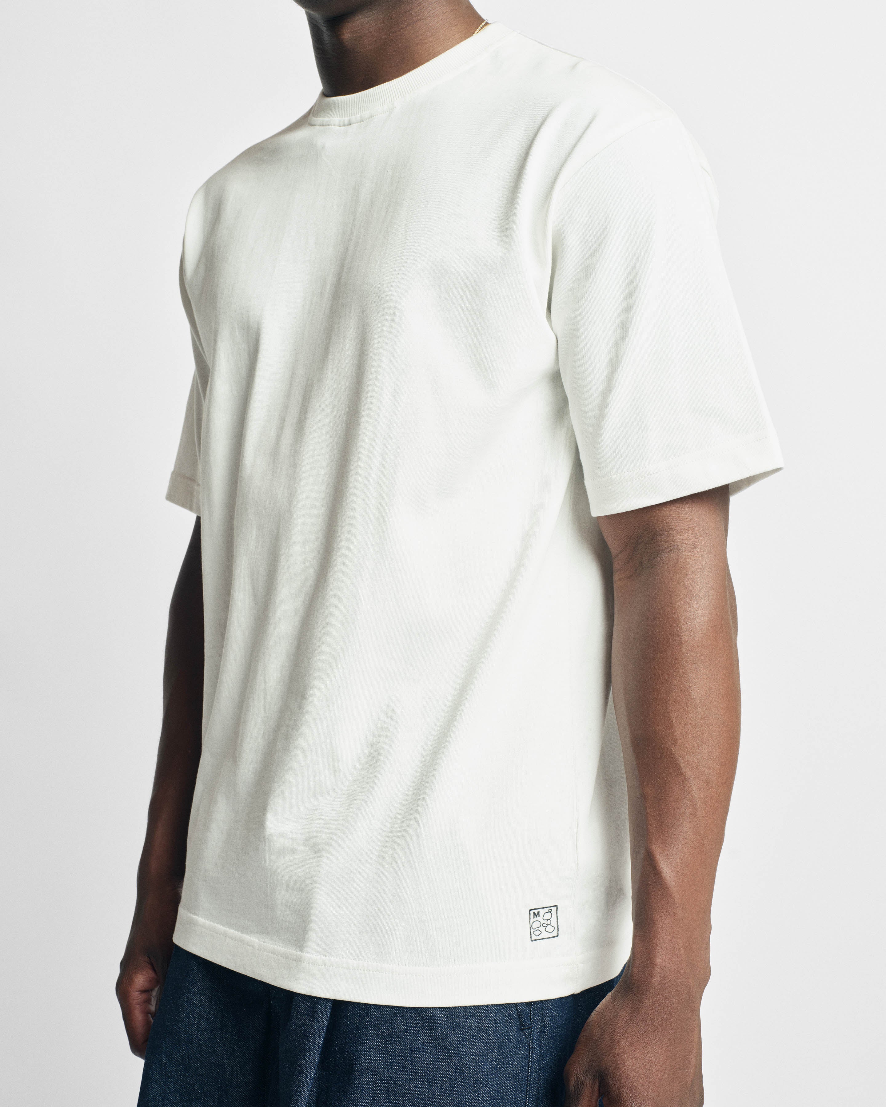 ALY TEE - WHITE 7.75 oz. ALL SEASON COTTON JERSEY - Image 4