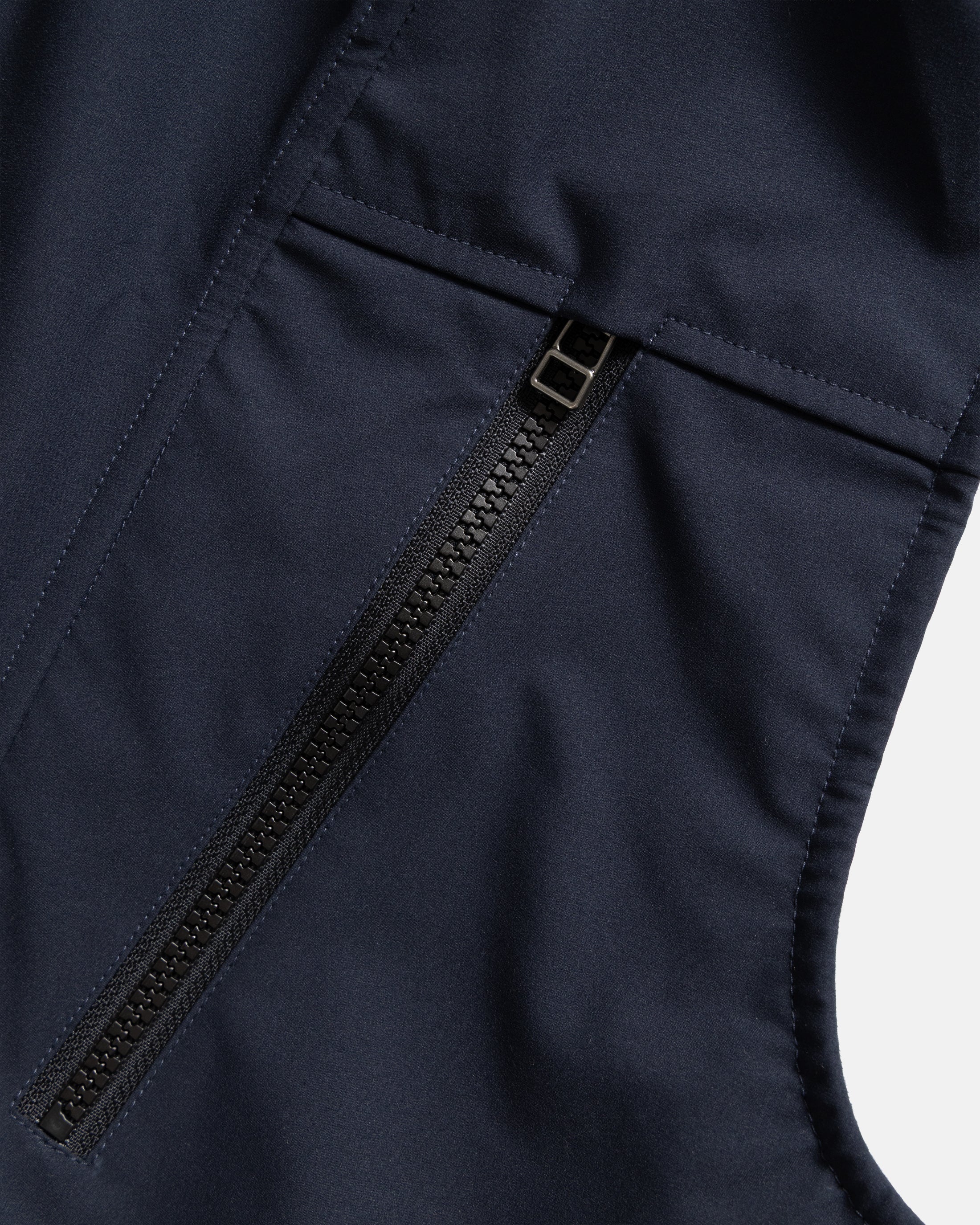 ASYMMETRICAL RAINSHADOW HOODED VEST - NOCTURN NAVY WATER-REPELLENT 3L BONDED MEMBRANE - Image 4
