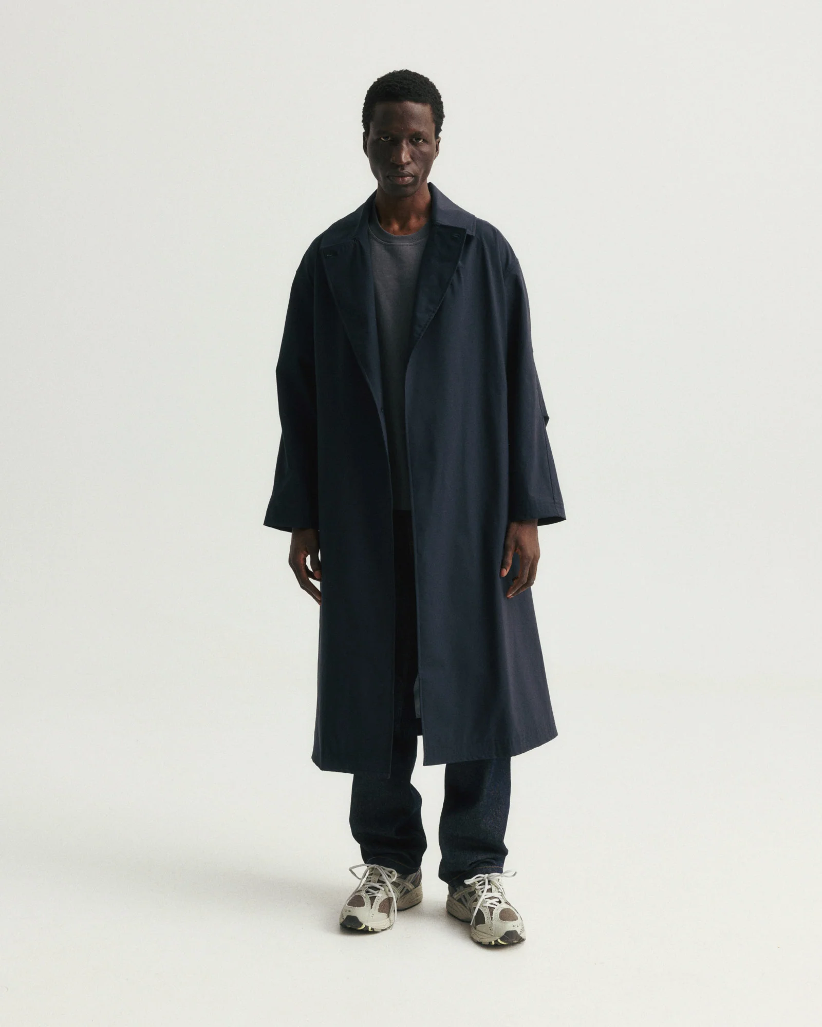BELTED BRIDGE COAT - NOCTURN NAVY WATER-REPELLENT 3L BONDED MEMBRANE - Image 2