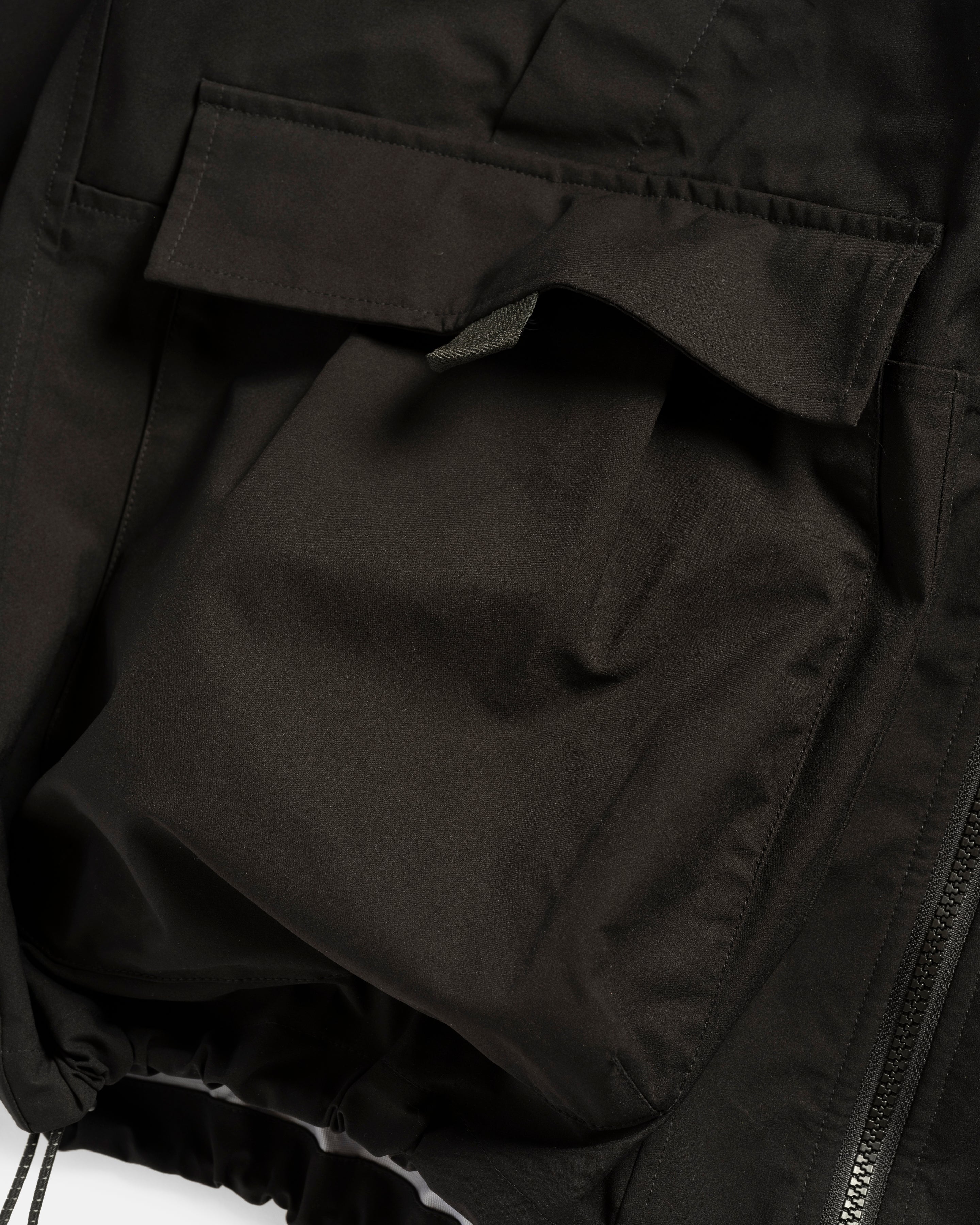 CASCADE OUTDOOR PROTECTION SYSTEM HOODED SHELL - BLACK WATER-REPELLENT 3L BONDED MEMBRANE - Image 3