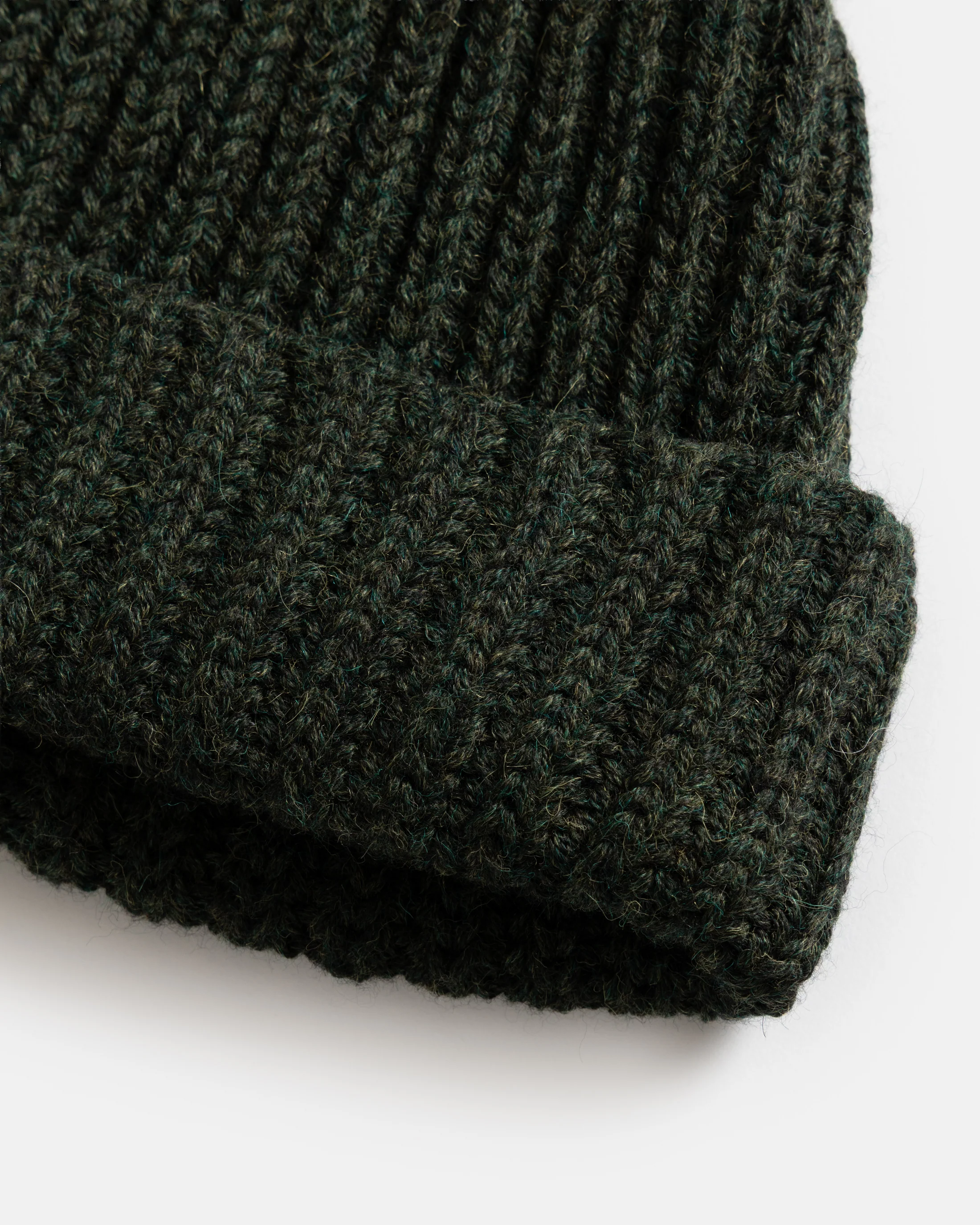 ENGLISH RIB CUFFED BEANIE - ARMY GREEN MELANGE HANDLOOM BABY ALPACA - Image 3