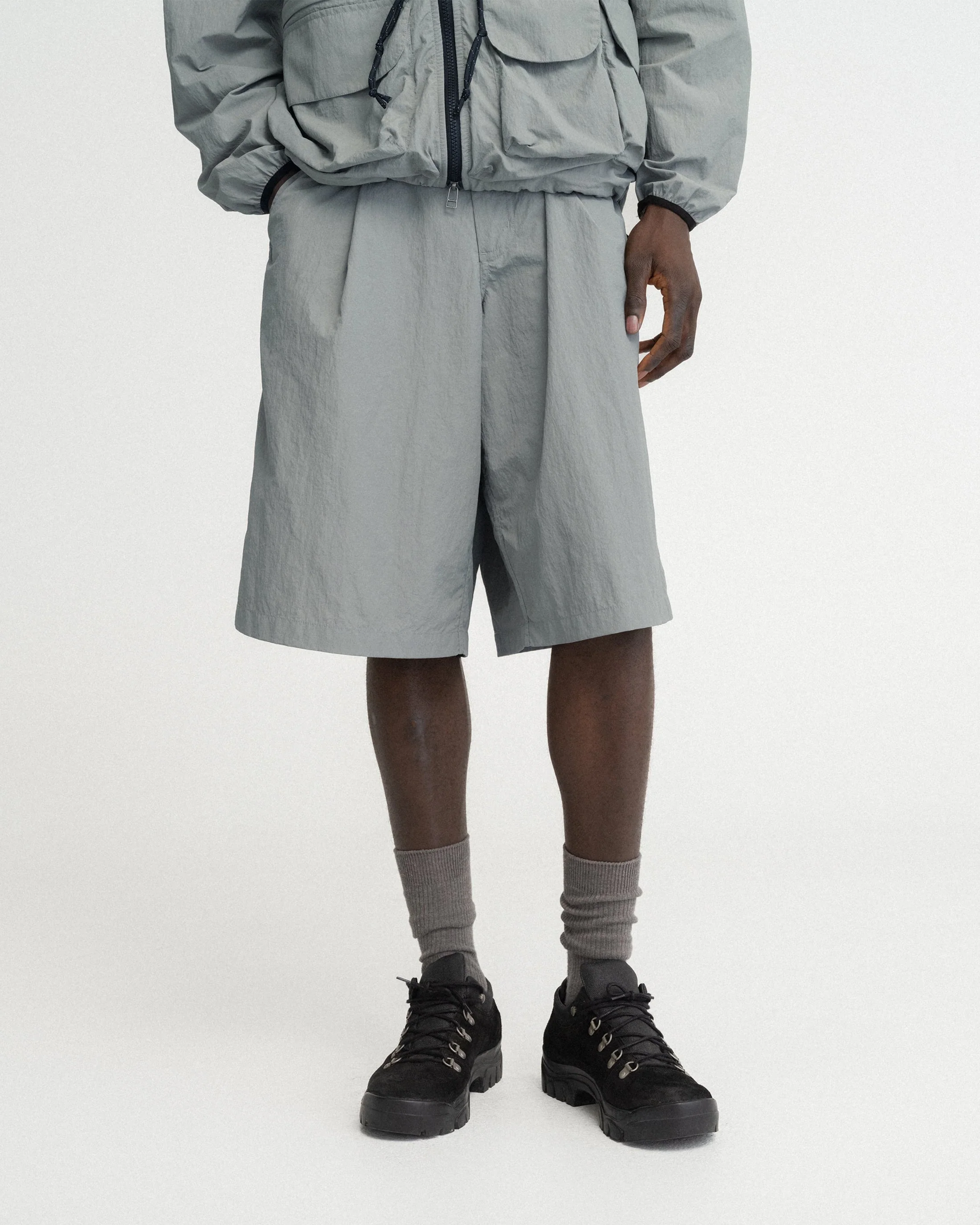 EMERY PLEATED BIG SHORTS - LUNAR ROCK FEATHERWEIGHT MICRO RIPSTOP NYLON - Image 2