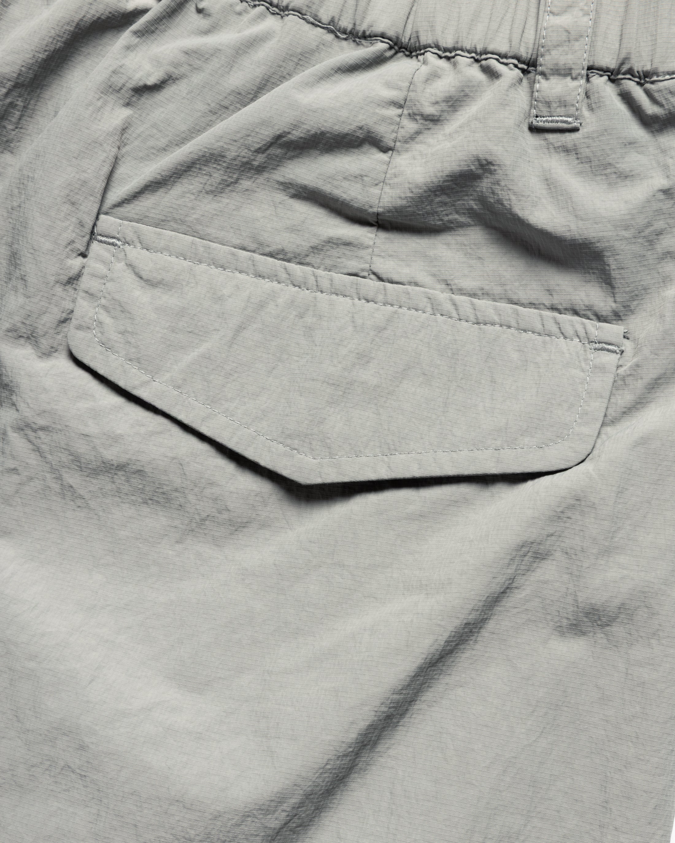 EMERY PLEATED BIG SHORTS - LUNAR ROCK FEATHERWEIGHT MICRO RIPSTOP NYLON - Image 9