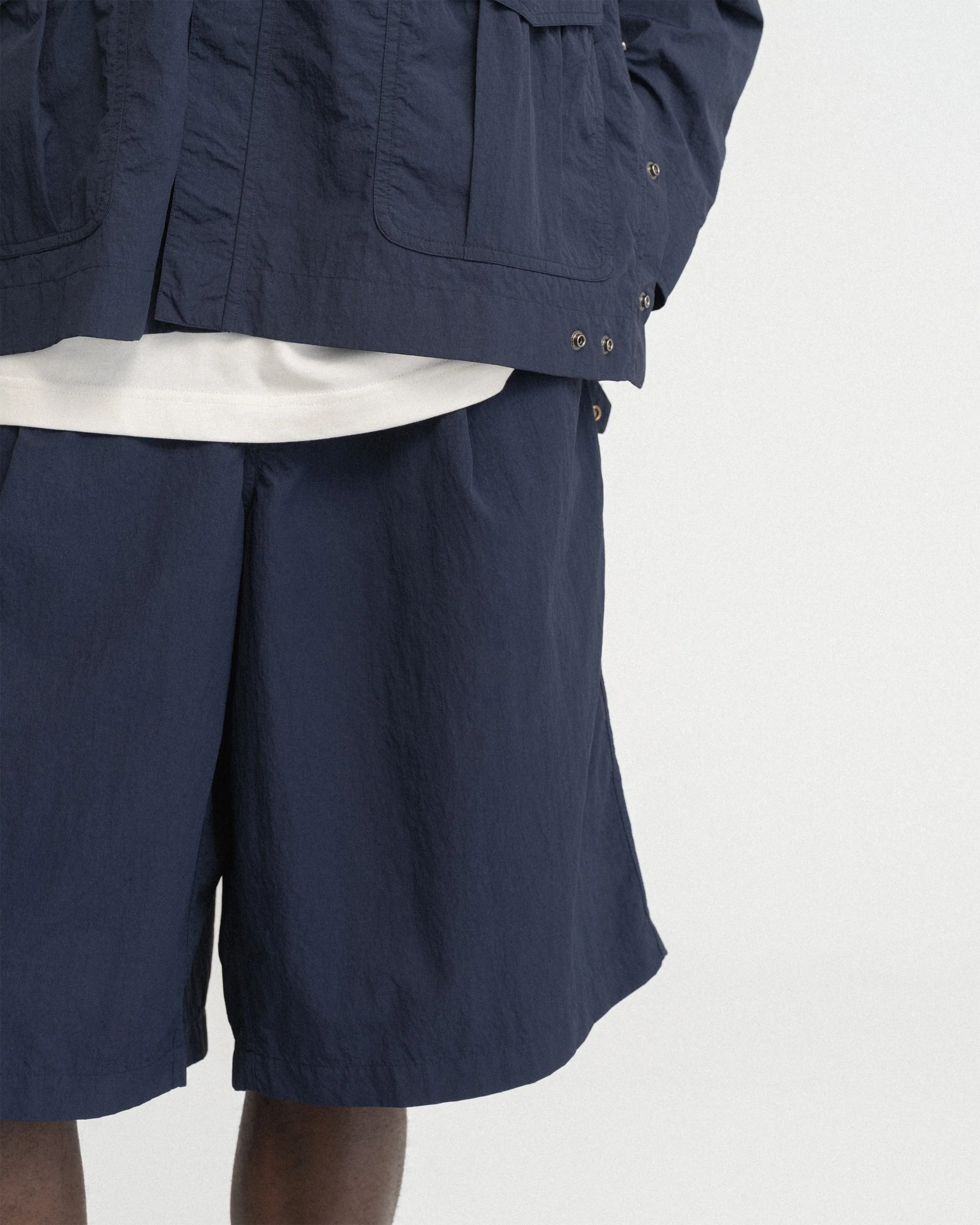 EMERY PLEATED BIG SHORTS - NAVY FEATHERWEIGHT MICRO RIPSTOP NYLON - Image 4