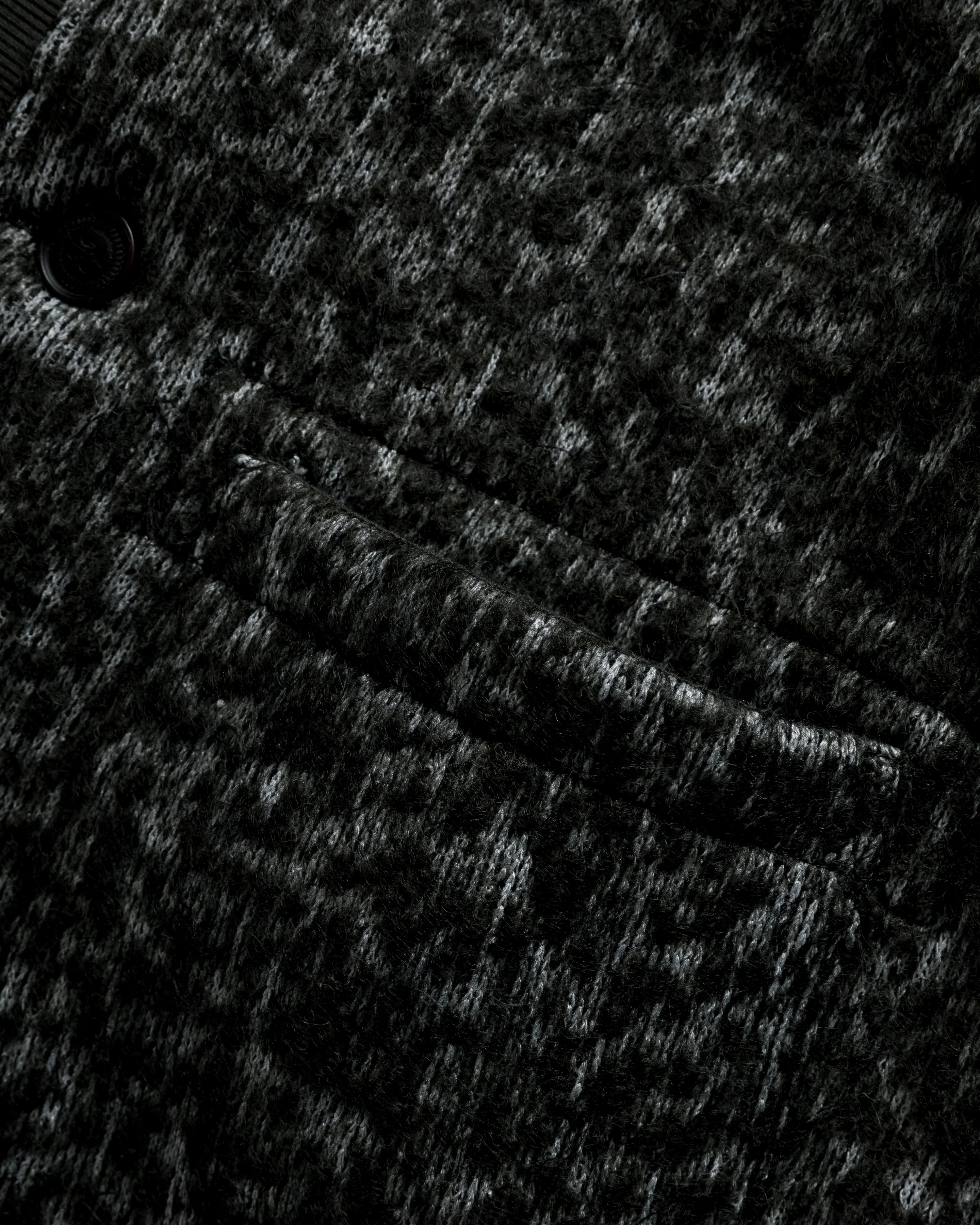 FOLA V-NECK CARDIGAN
 - MIRKWOOD GREEN REVERSE BOUCLÉ BLENDED WOOL - Image 3