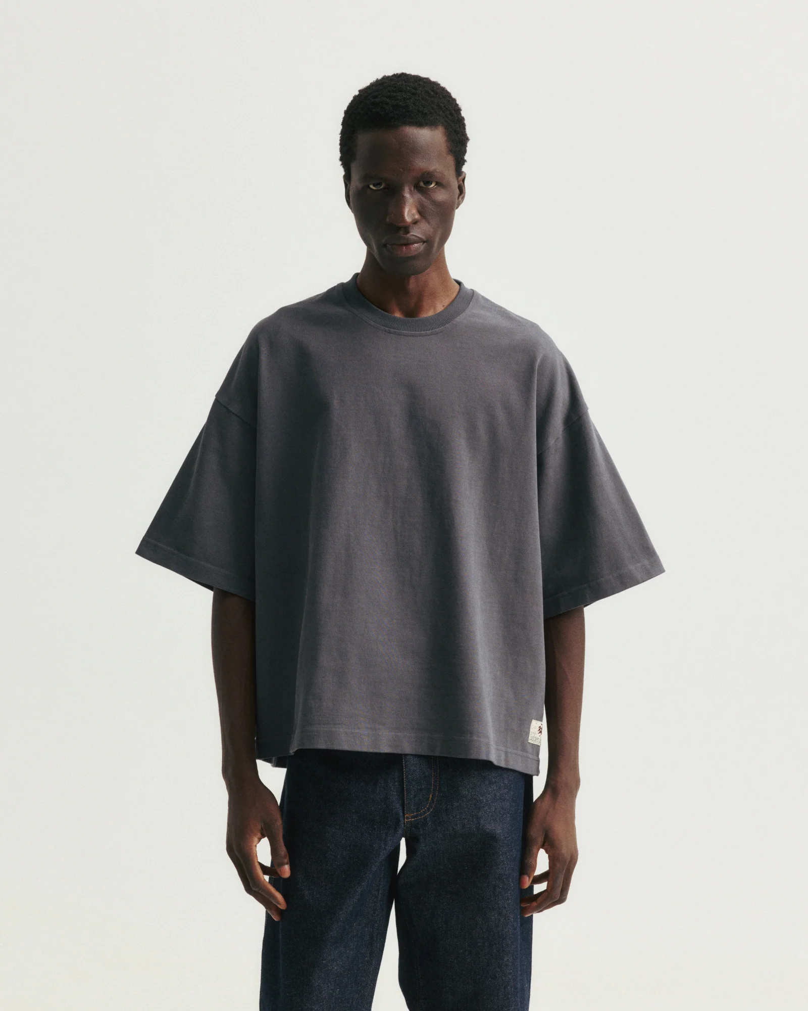 GRAHAME BIG TEE - BLACK HEAVYWEIGHT COTTON JERSEY - Image 5
