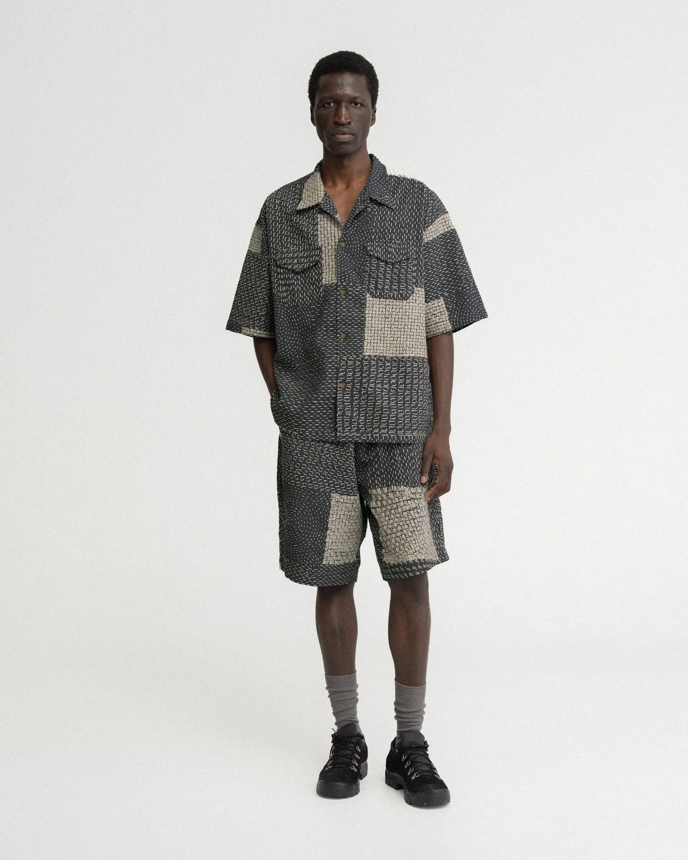JAIPUR EASY SHORTS - WASHED SLATE/ECRU PATCHWORK KANTHA STITCHED COTTON CANVAS - Image 4