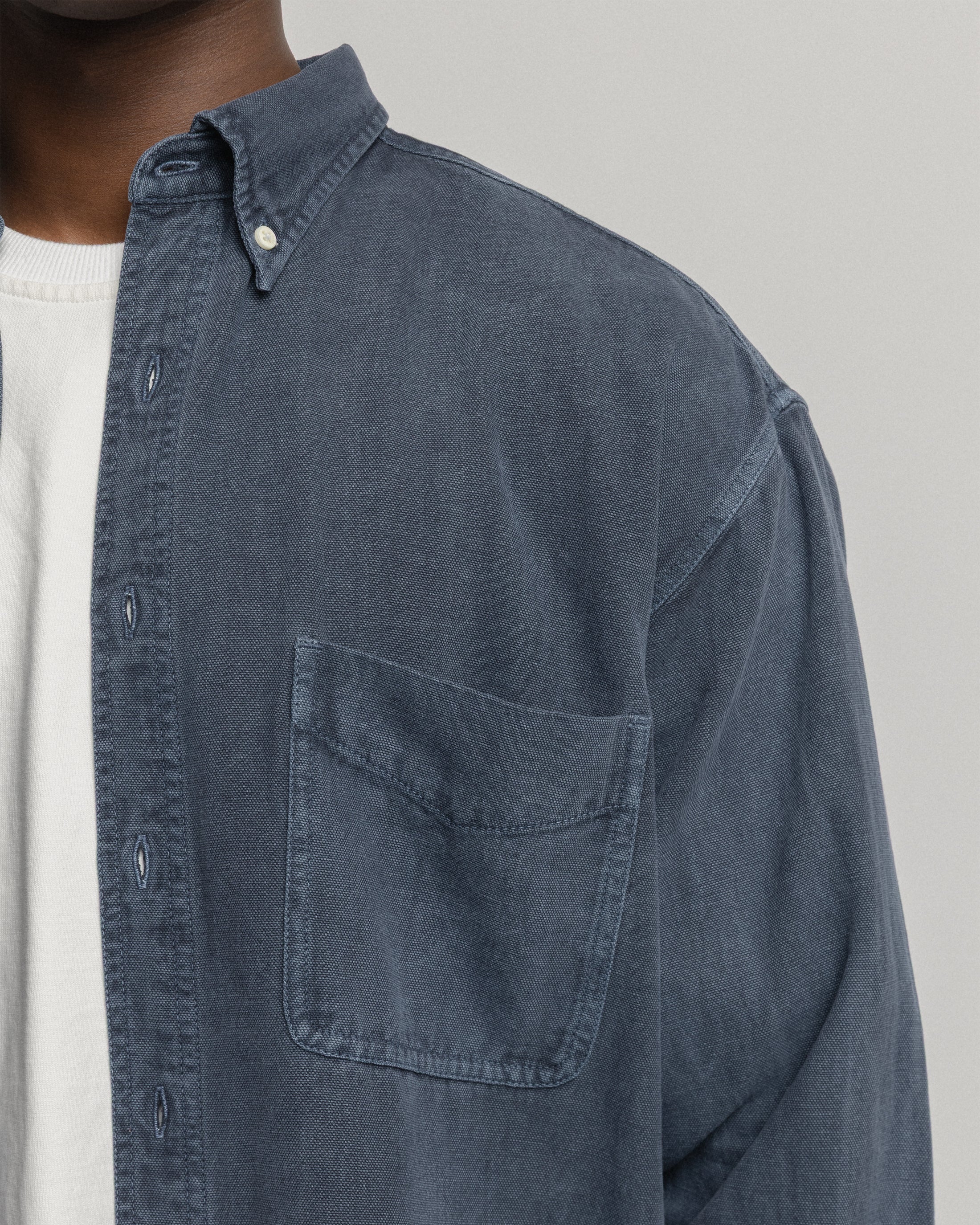 JESPER VINTAGE BUTTON DOWN SHIRT - NAVY PIGMENT DYED OXFORD CLOTH - Image 4
