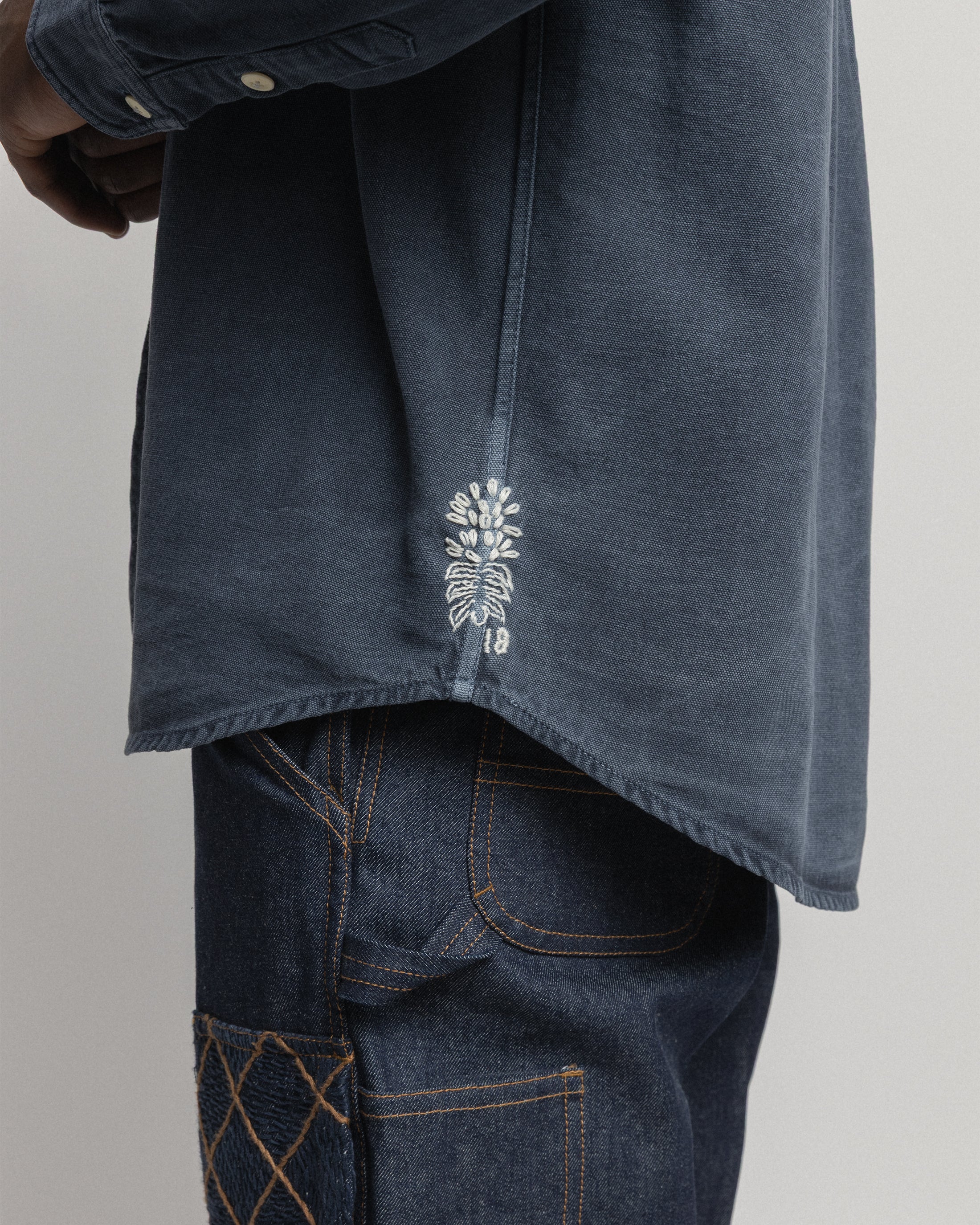 JESPER VINTAGE BUTTON DOWN SHIRT - NAVY PIGMENT DYED OXFORD CLOTH - Image 5