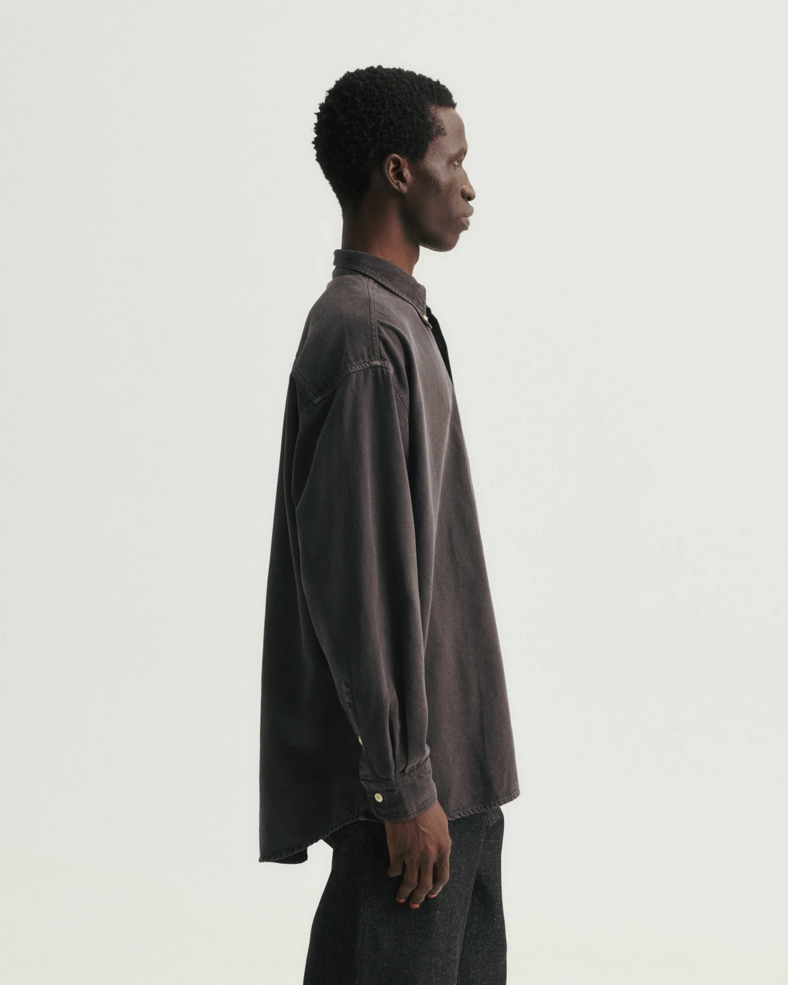 JESPER VINTAGE BUTTON DOWN SHIRT - BLACK PIGMENT DYED OXFORD CLOTH - Image 6