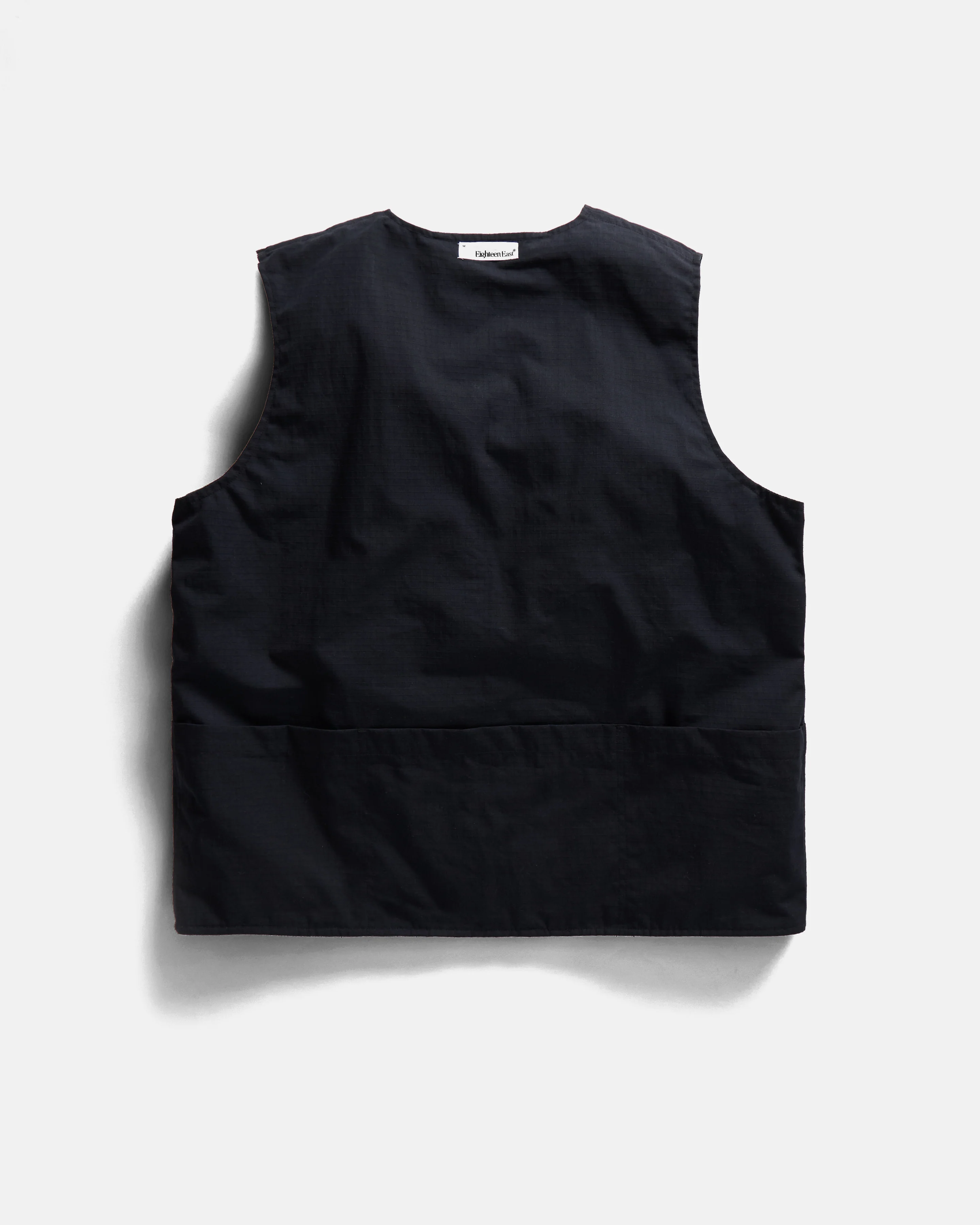 KEARSE REVERSIBLE UTILITY VEST - BLACK WAXED NYLON / MIDNIGHT COTTON/NYLON RIPSTOP - Image 10