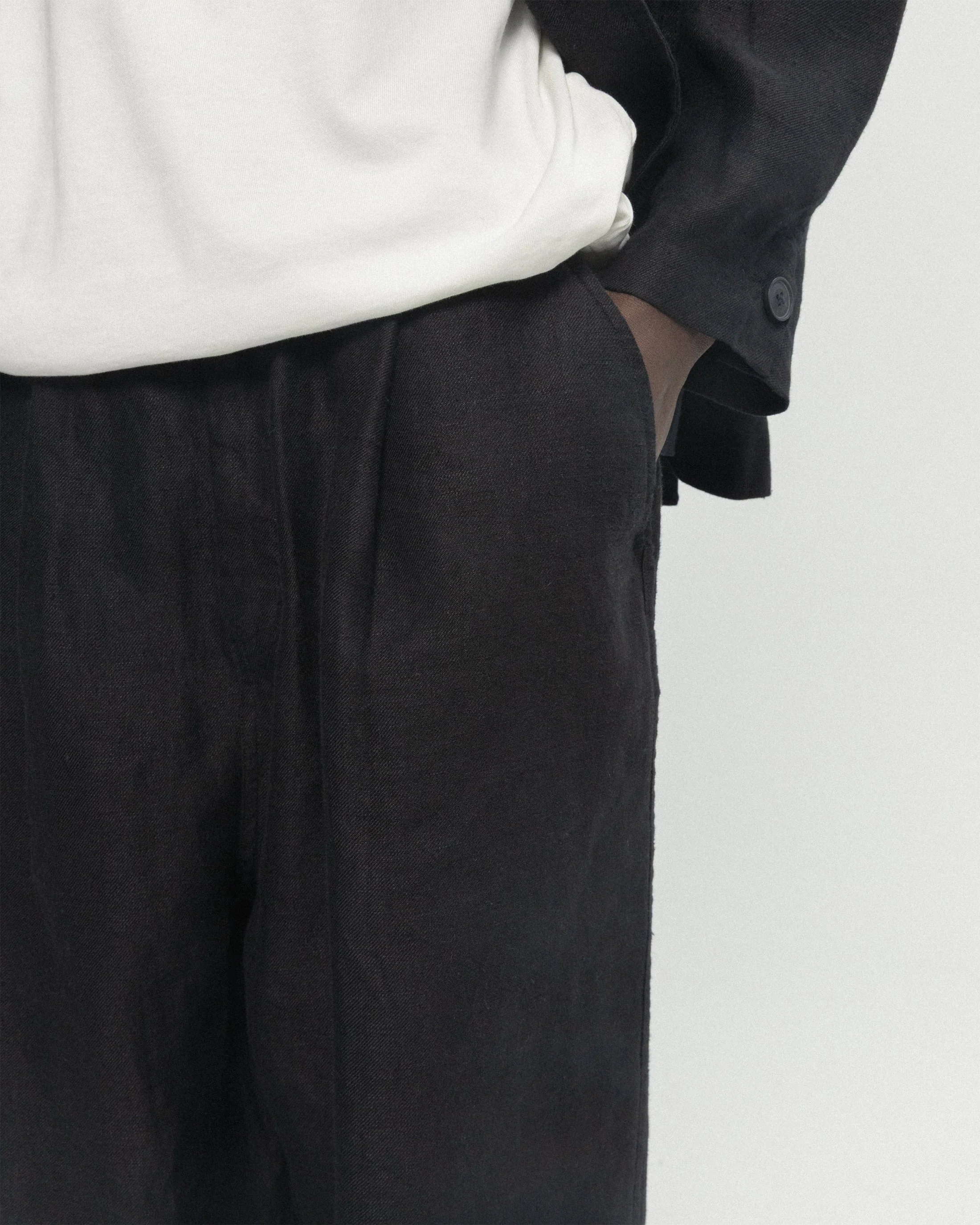 KELL PLEATED BIG PANT - BLACK LINEN TWILL - Image 8