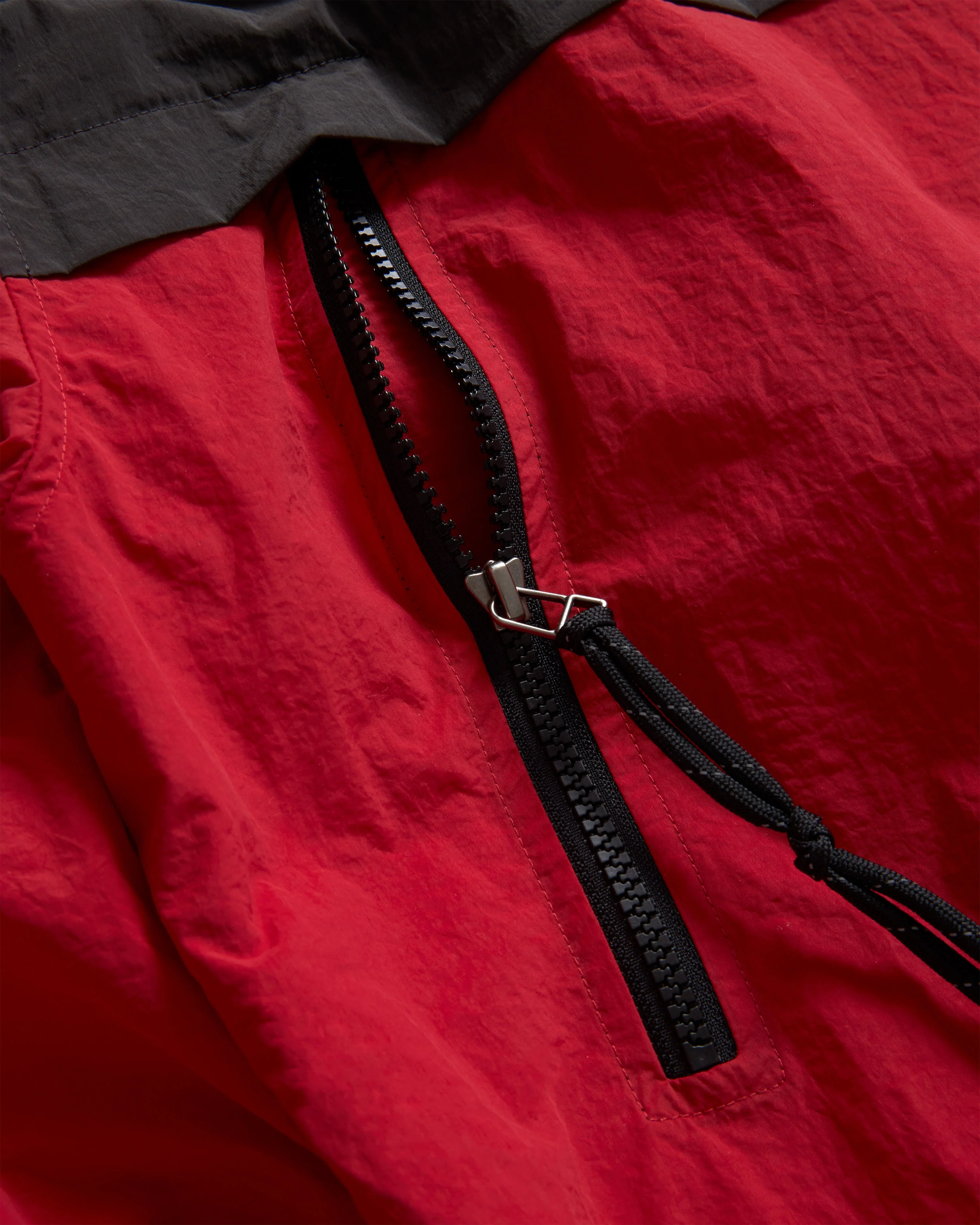 LAINES HOODED SHELL - DAN & WHIT'S RED / WASHED BLACK WATER-REPELLENT NYLON - Image 7
