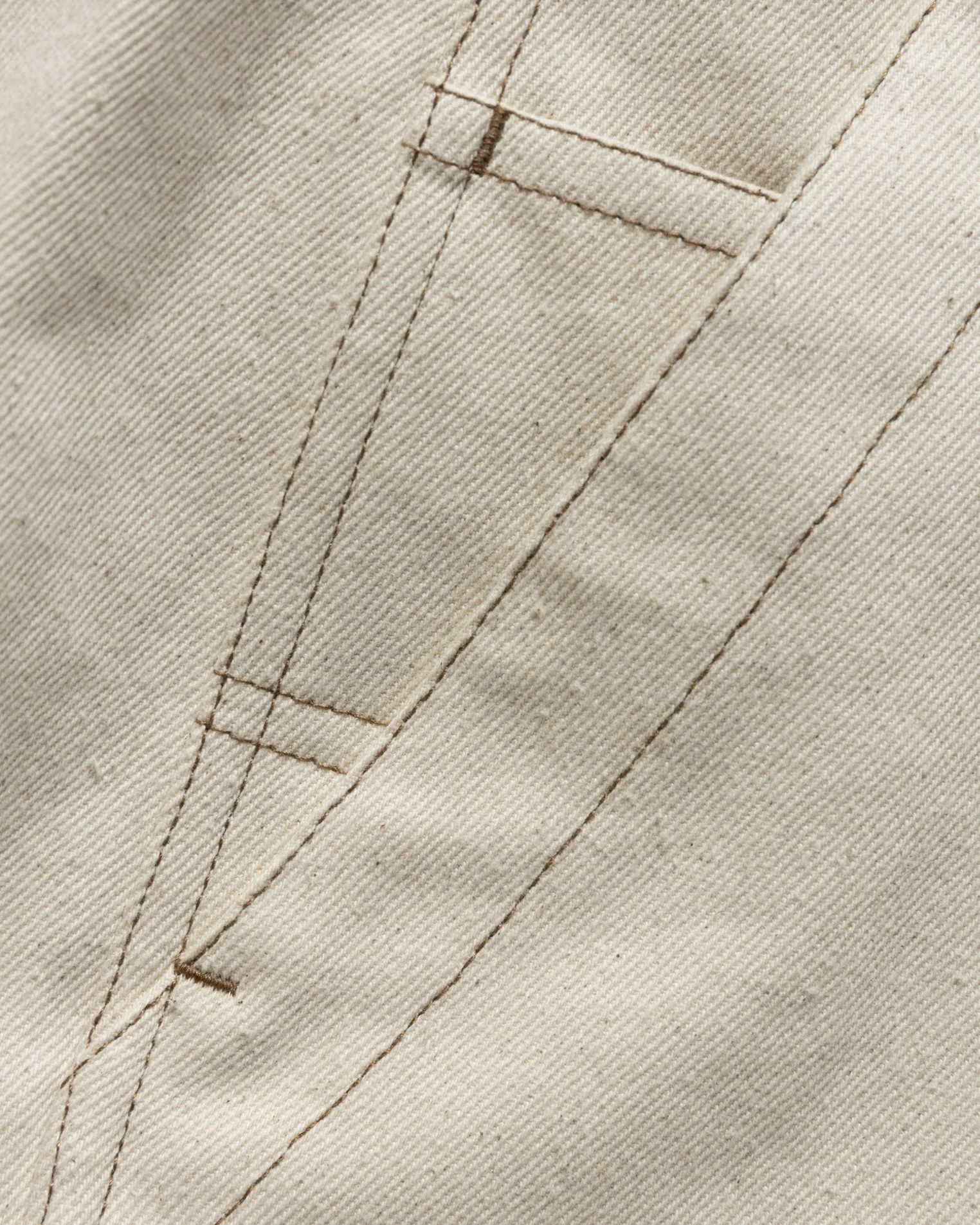 LOTUS CARPENTER SHORTS - 14 oz. UNDYED INDIAN DENIM - Image 3