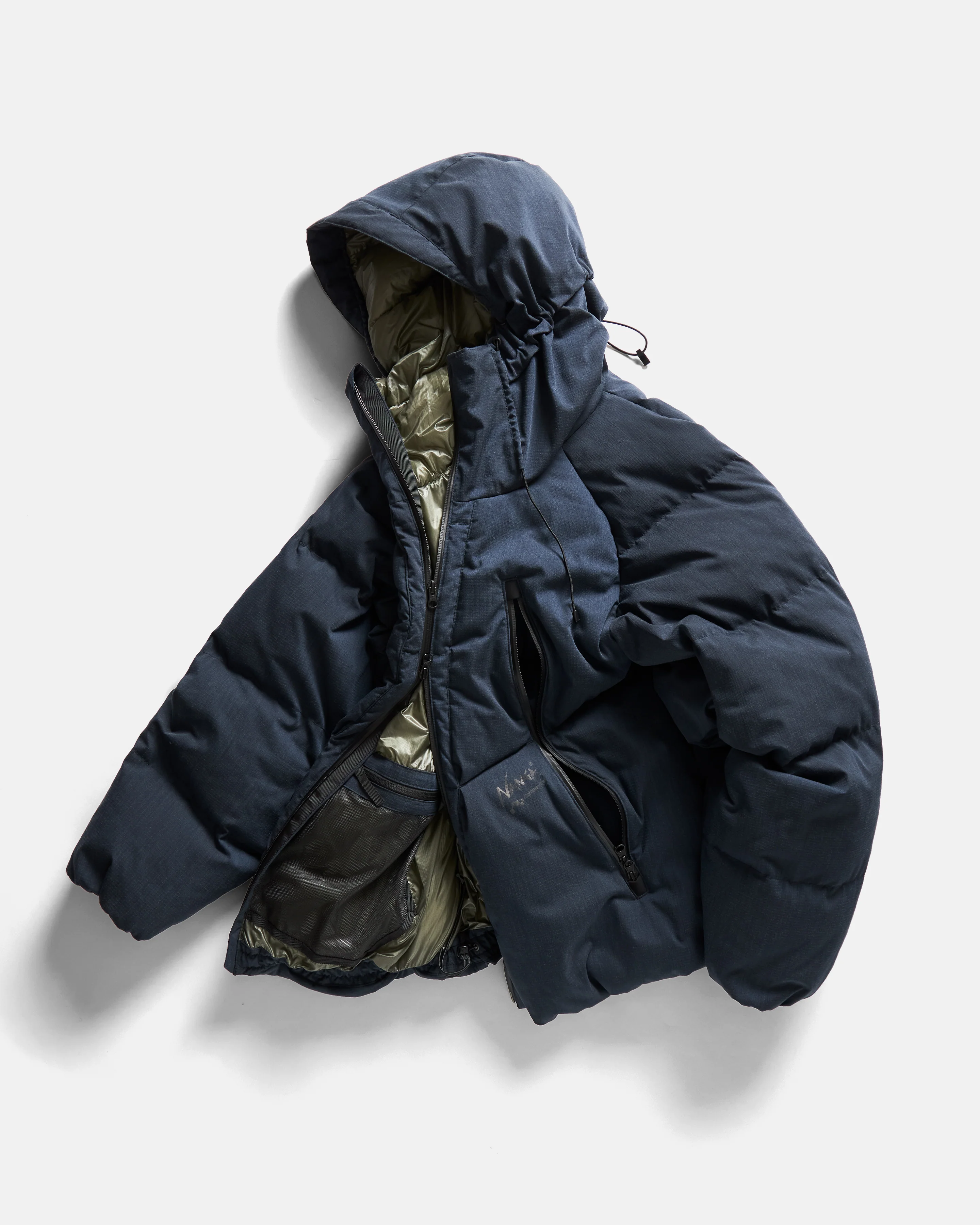 18 EAST / NANGA HOODED LOOKOUT DOWN JACKET - NAVY MELANGE HINOC / OD GREEN 15DN RIPSTOP NYLON - Image 4