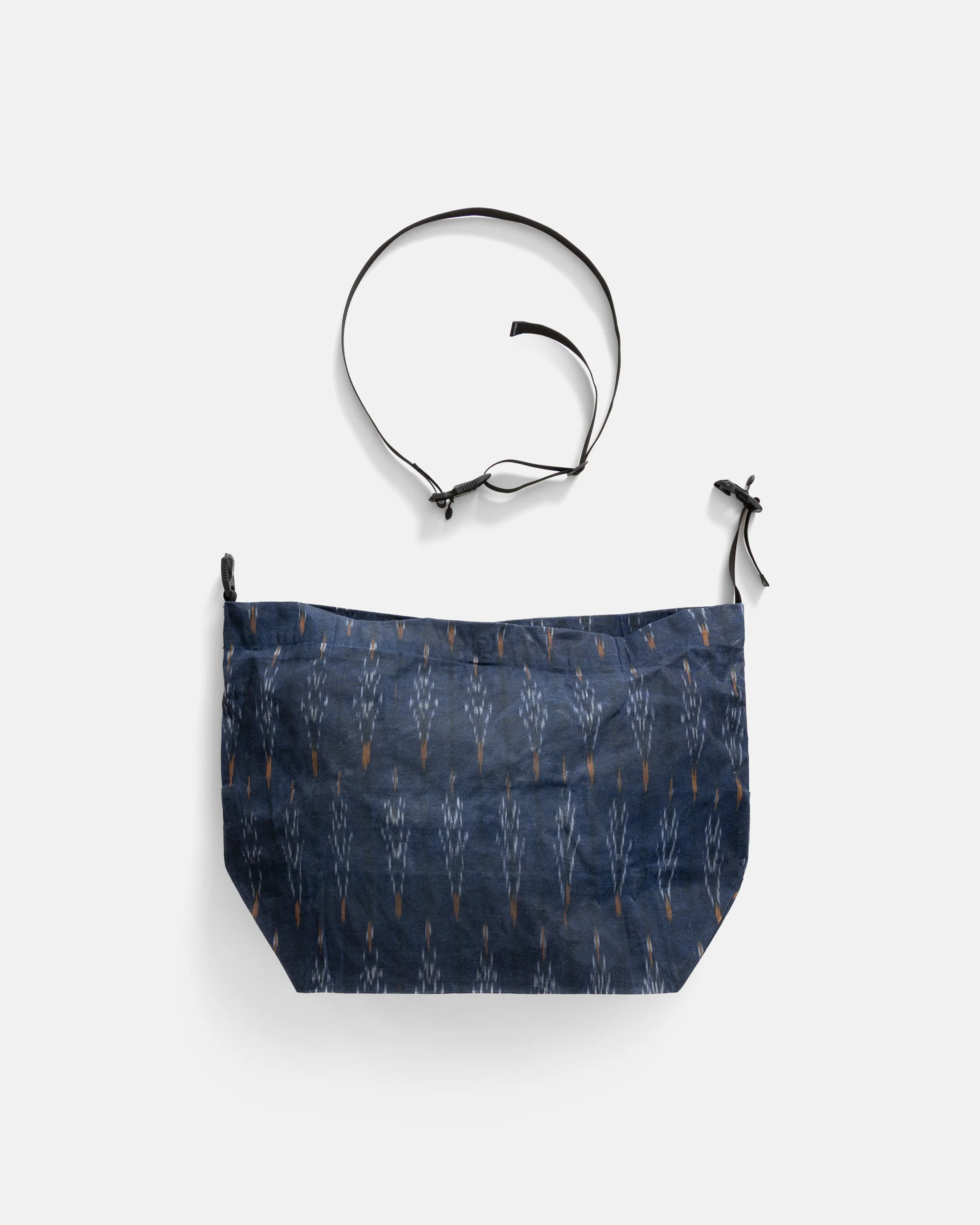 CONVERTIBLE CARRY-ALL SLING - MIDNIGHT / ECRU / ORANGE BEESWAX COATED HANDWOVEN COTTON IKAT - Image 3