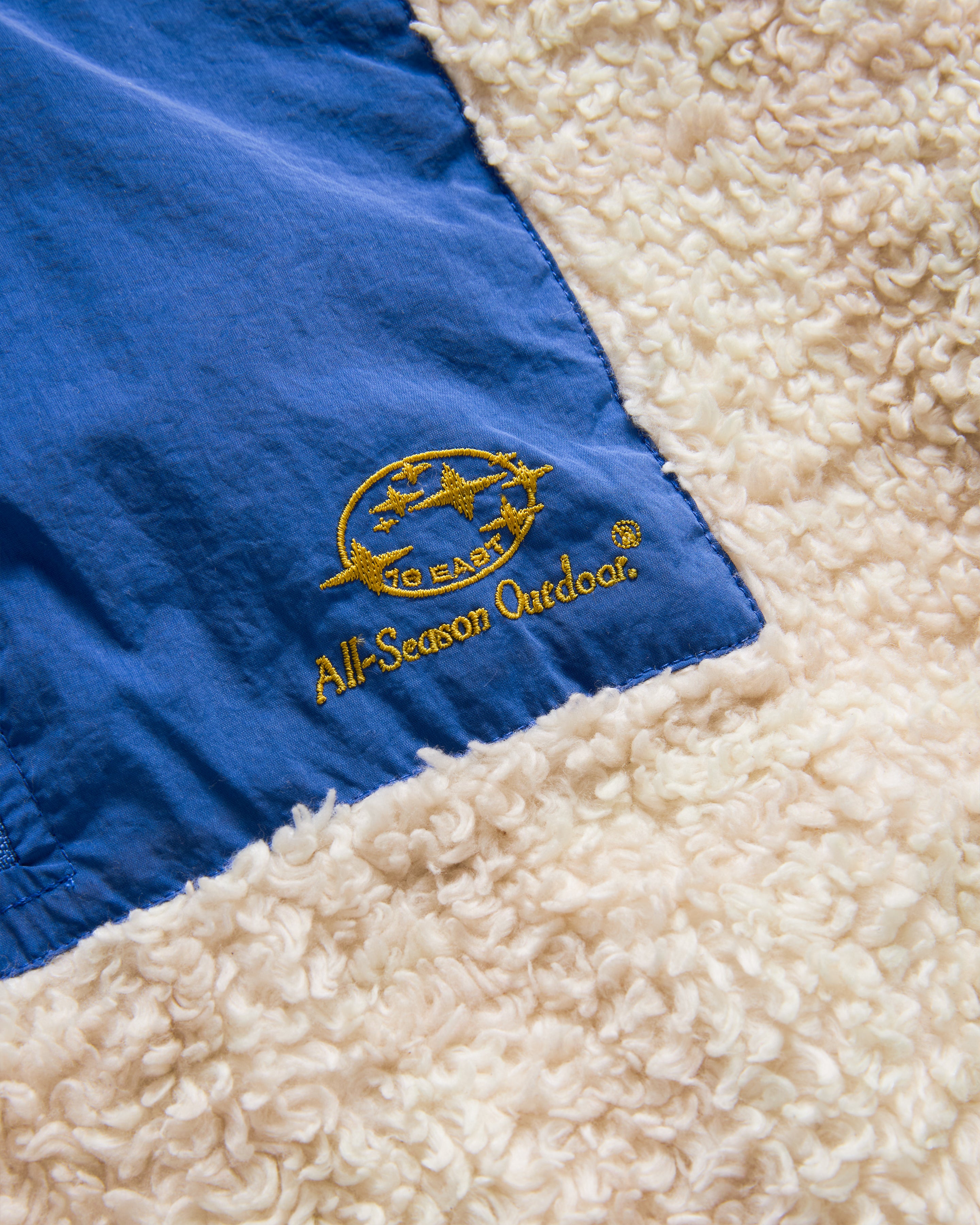 RC2 “WUF” FULLZIP DEEP PILE FLEECE - NATURAL SHADOW SCREENED ORGANIC COTTON SHERPA WITH CLOUDLESS BLUE NYLON DETAILS - Image 5