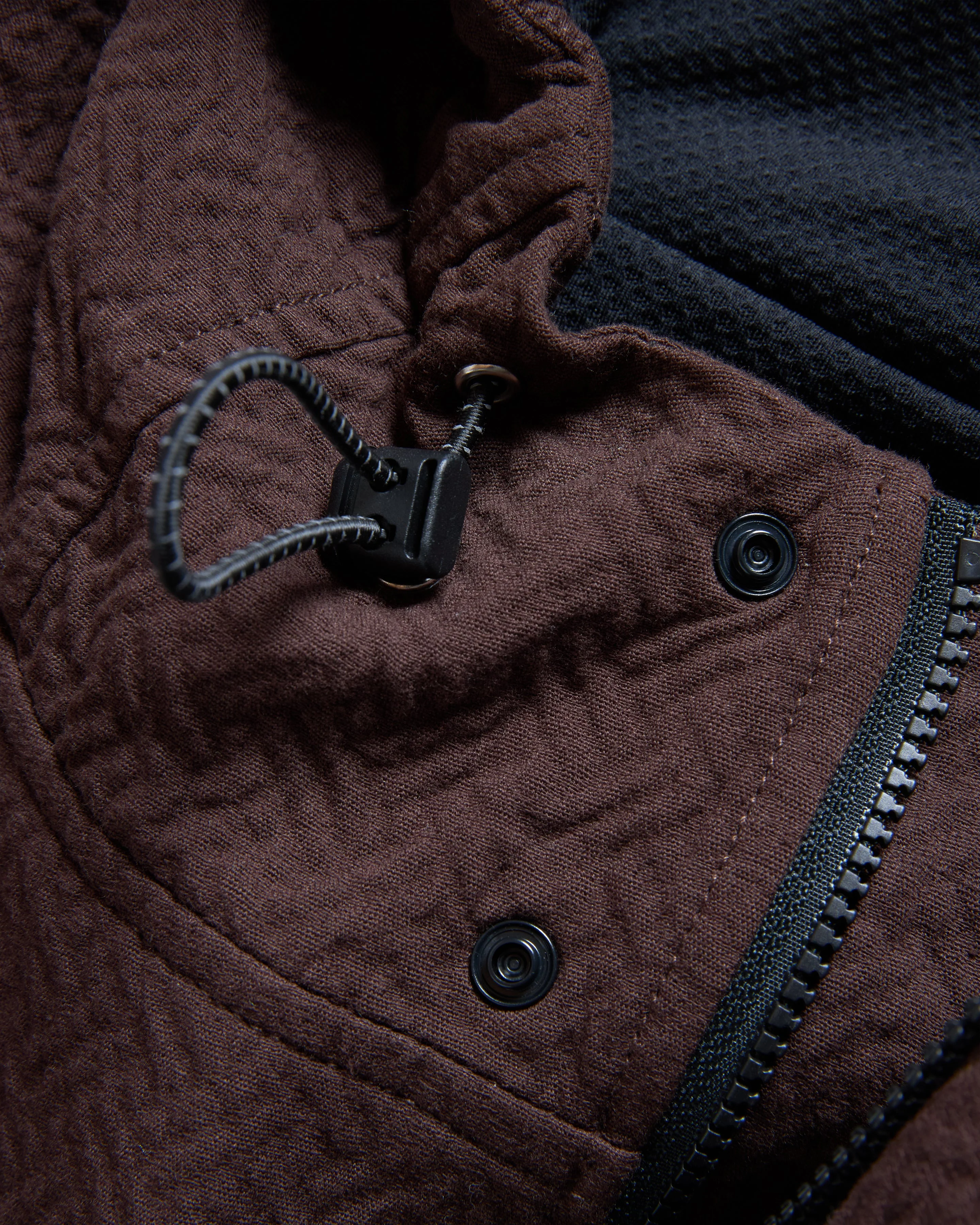 SEGUIN HOODED MOUNTAIN PARKA - UMBER DOUBLE WEAVE JACQUARD COTTON - Image 3