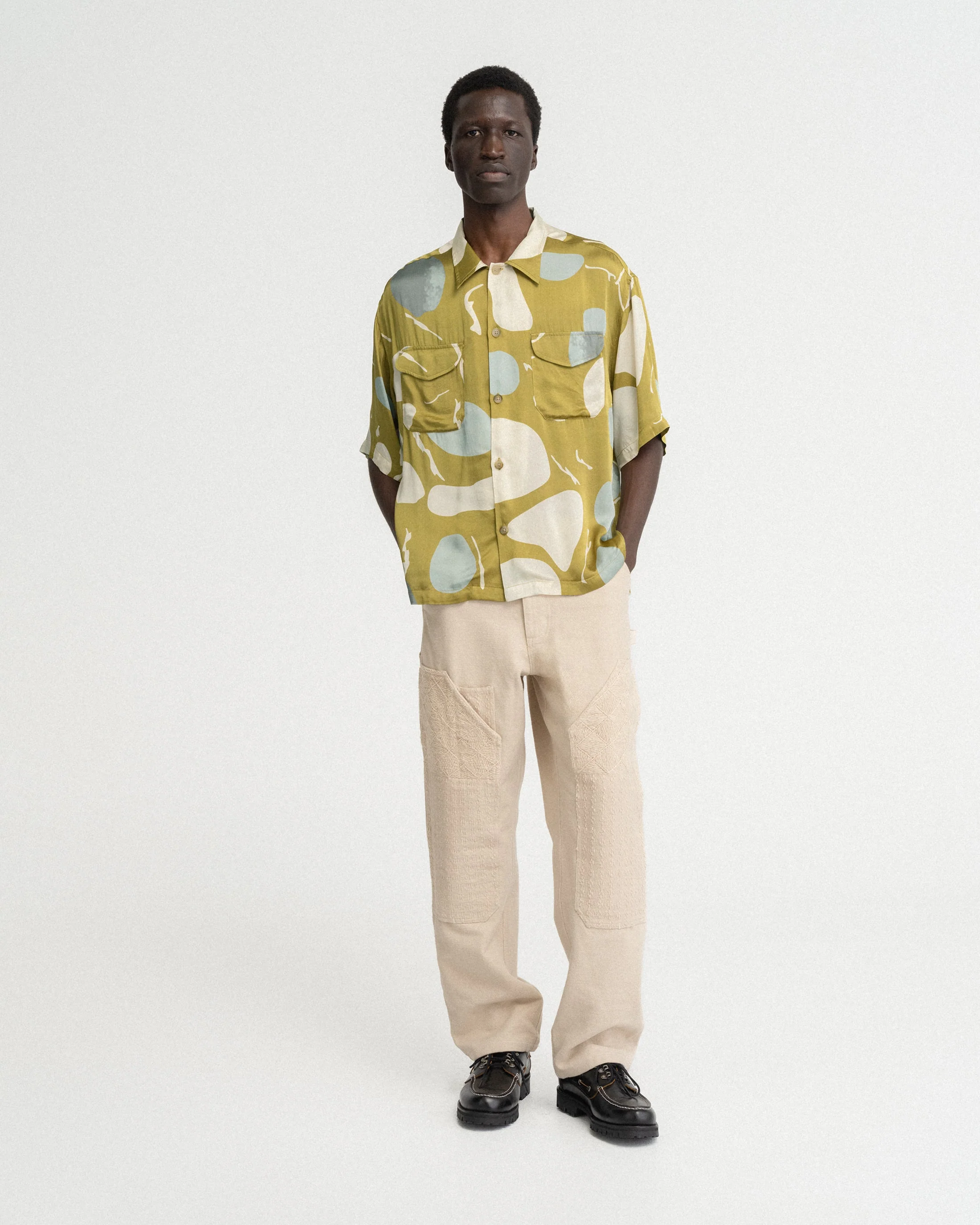 SS WES SHIRT - OLIVE MOSS RIVERBED ROCKS PRINTED VEGAN SILK - Image 4