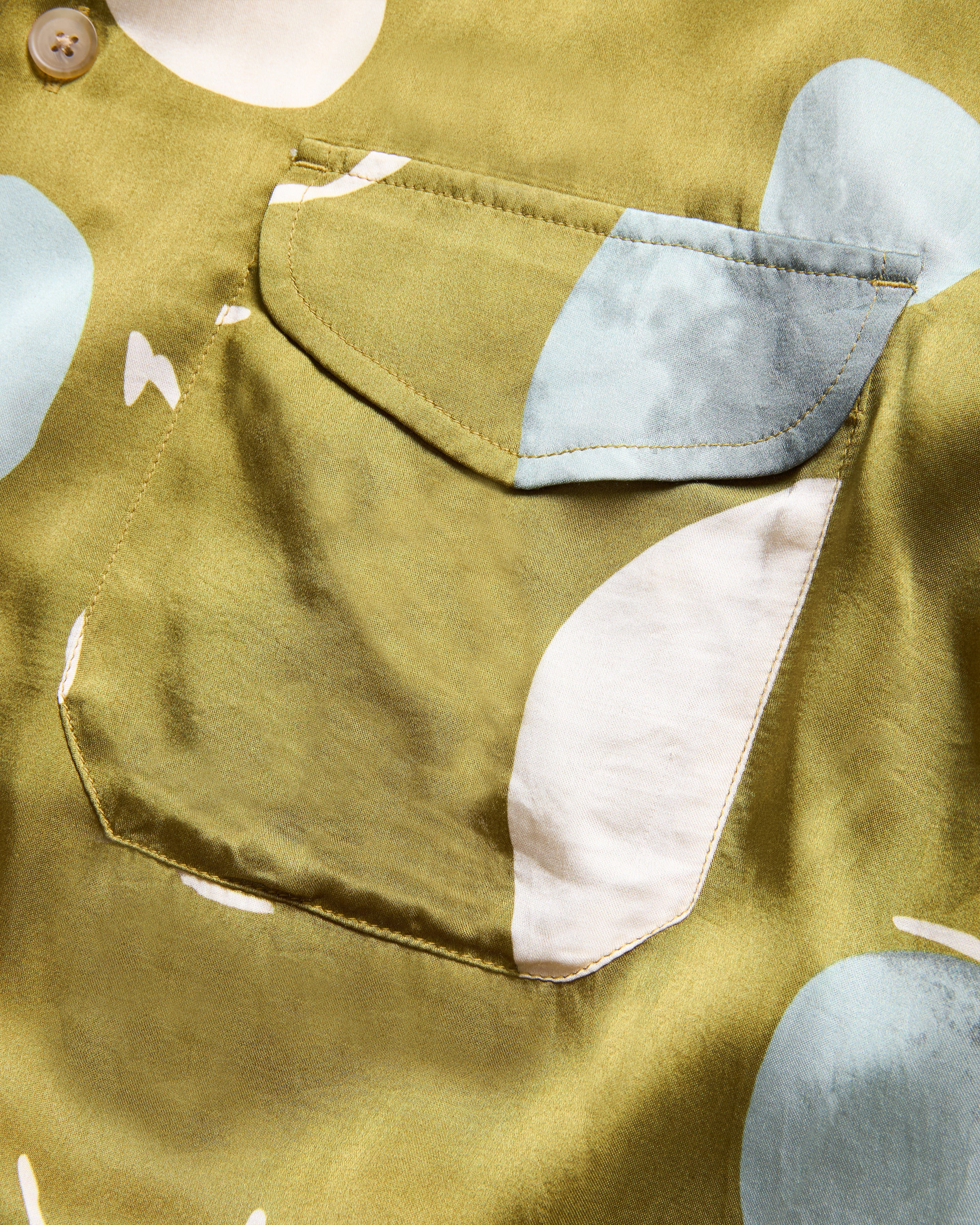 SS WES SHIRT - OLIVE MOSS RIVERBED ROCKS PRINTED VEGAN SILK - Image 5