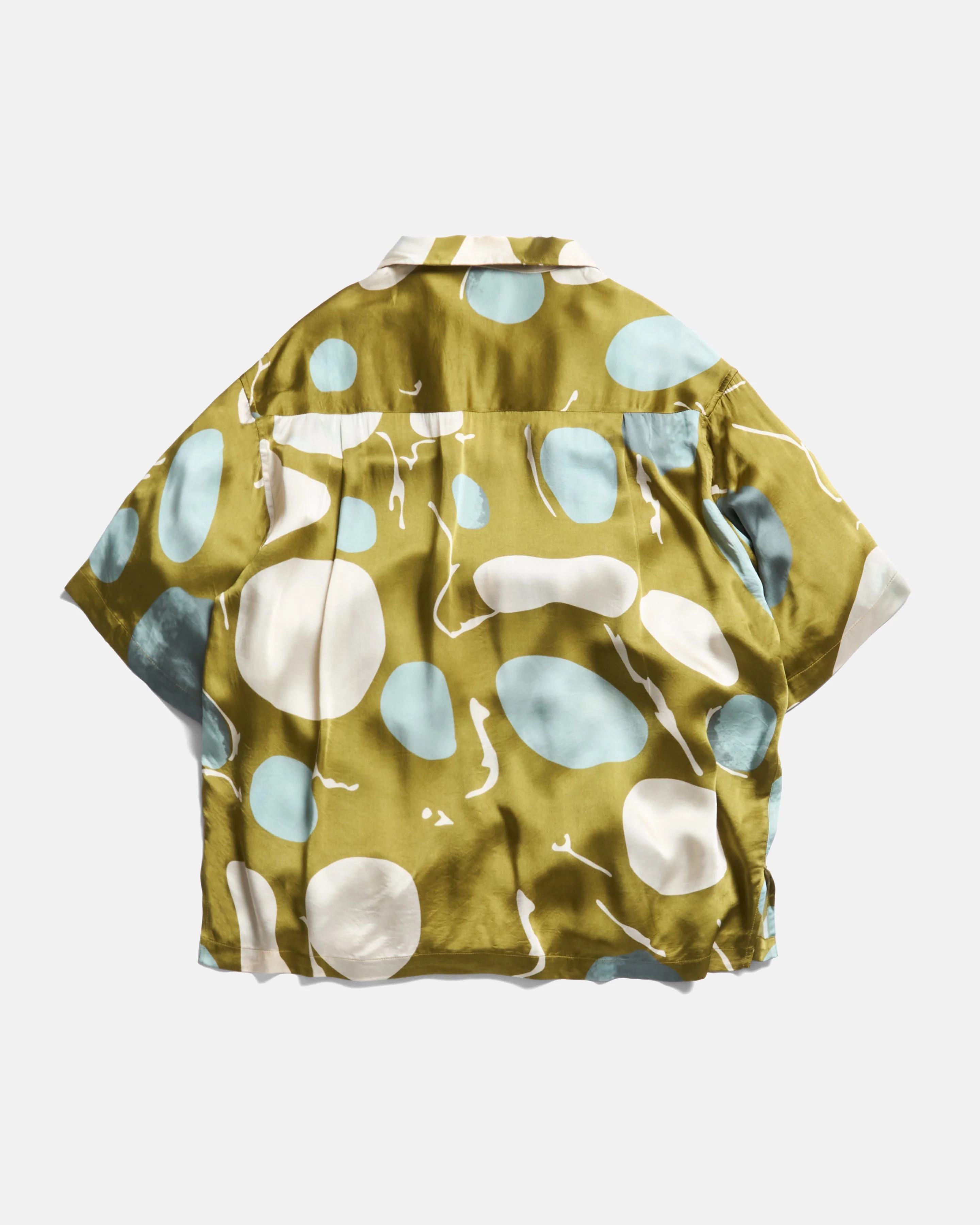 SS WES SHIRT - OLIVE MOSS RIVERBED ROCKS PRINTED VEGAN SILK - Image 9