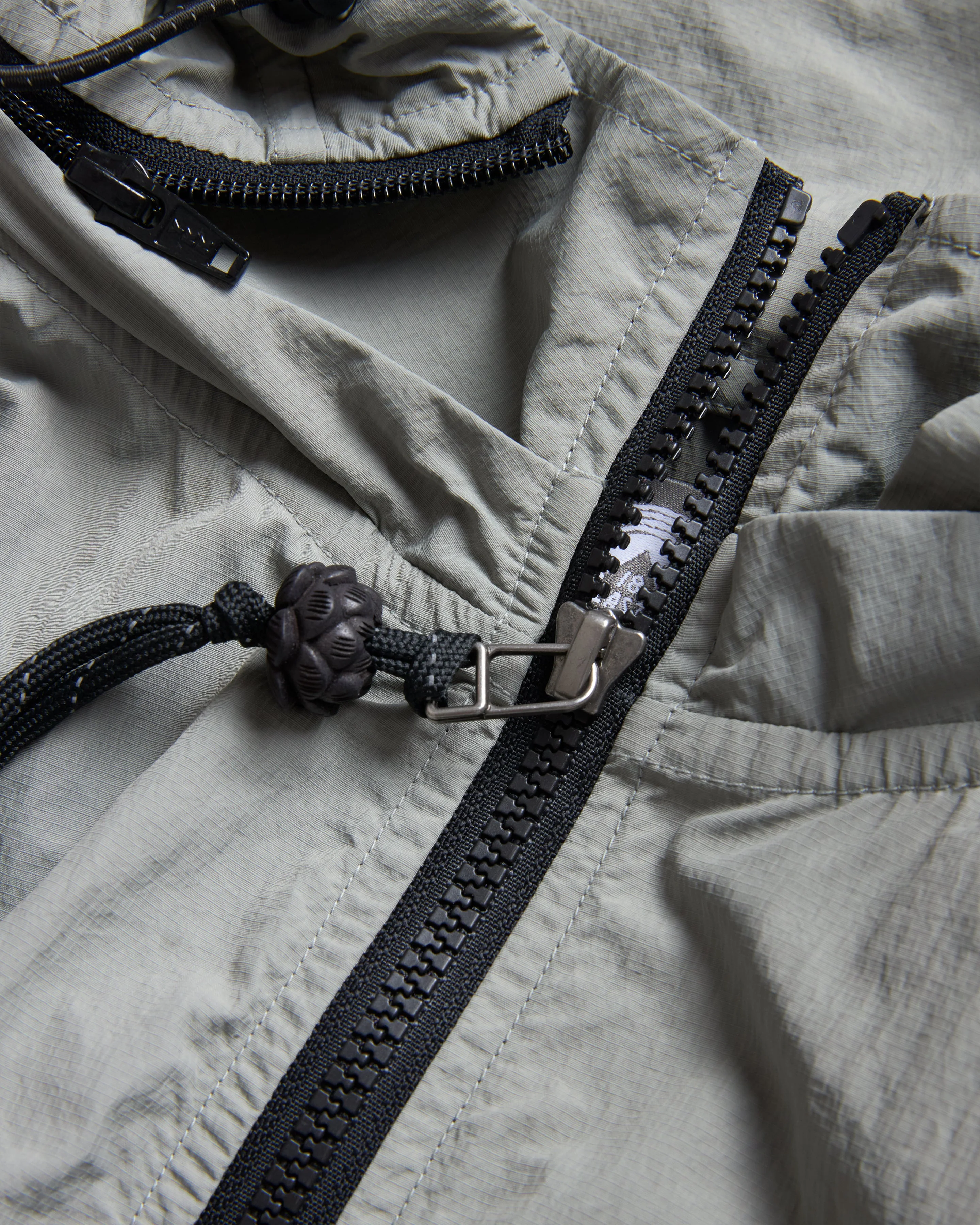 BANKS 2.0 UTILITY JACKET WITH REMOVABLE HOOD - LUNAR ROCK FEATHERWEIGHT MICRO RIPSTOP NYLON - Image 5