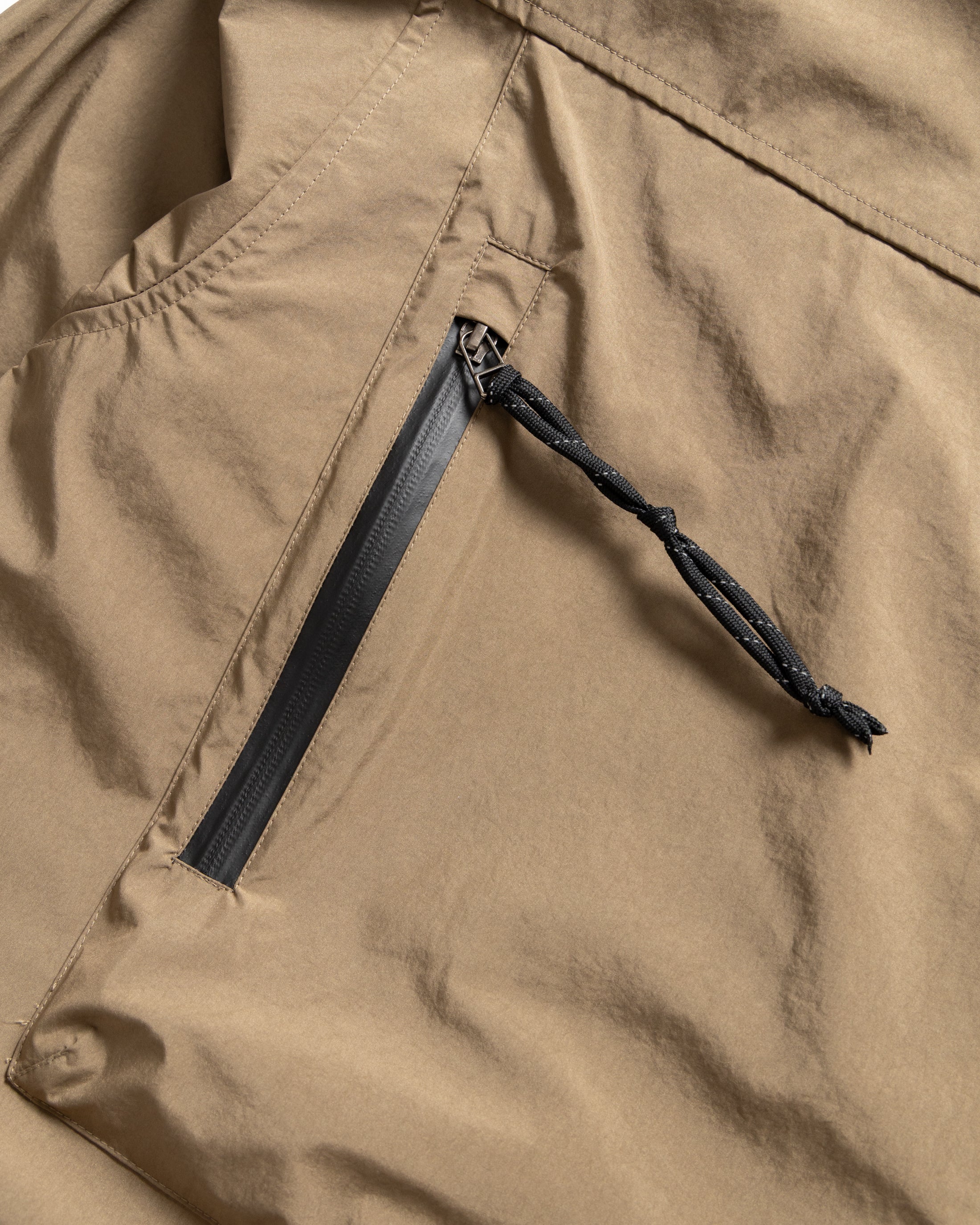 CASCADE OUTDOOR PROTECTION SYSTEM HOODED SHELL - DRIED SOIL WATER-REPELLENT 3L BONDED MEMBRANE - Image 9