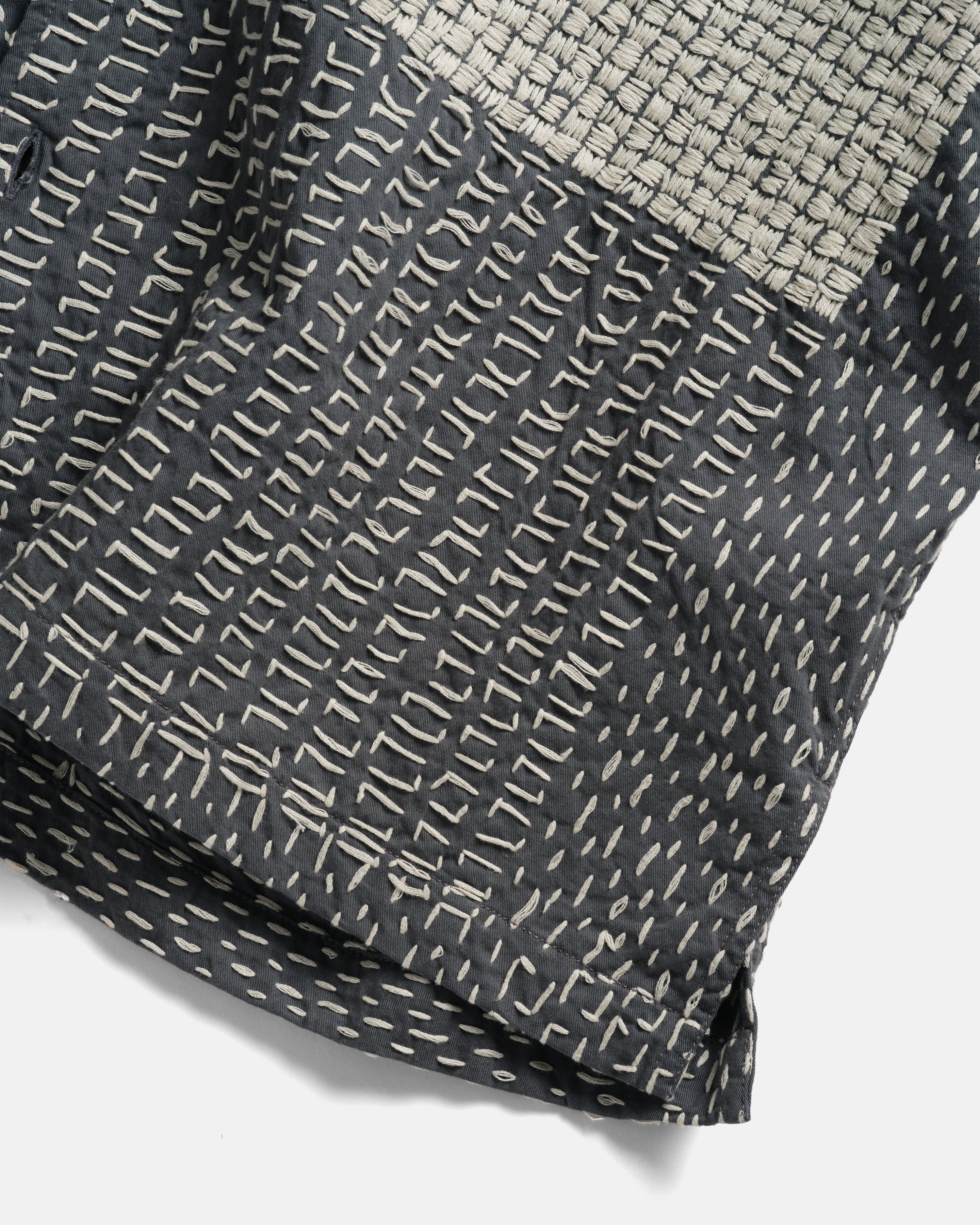 S/S WES SHIRT - WASHED SLATE/ECRU PATCHWORK KANTHA STITCHED COTTON CANVAS - Image 9